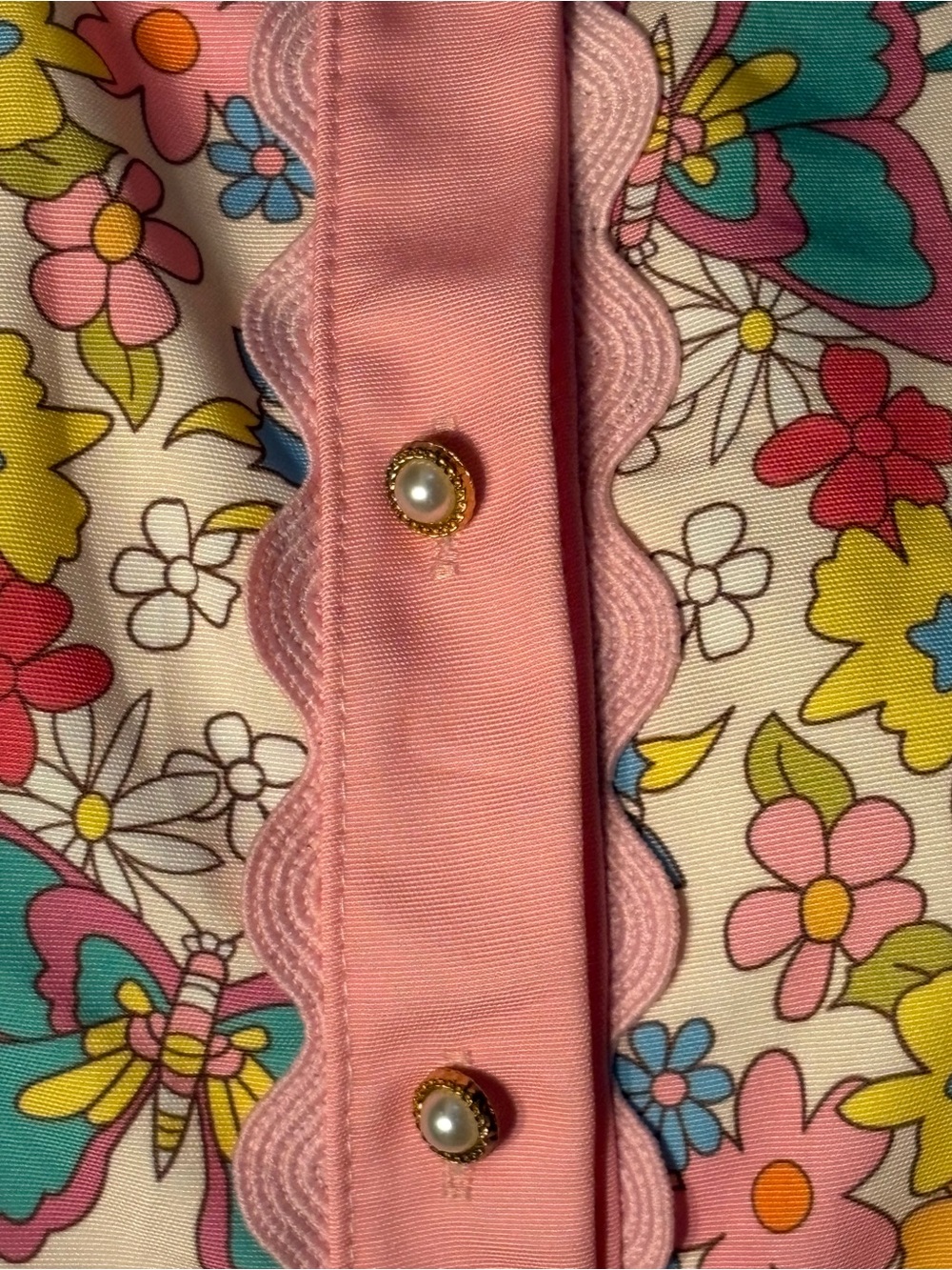 Pink Floral Button Front Scallop Trim Puff Short Sleeve Mini Shift Dress - Picture 3 of 7